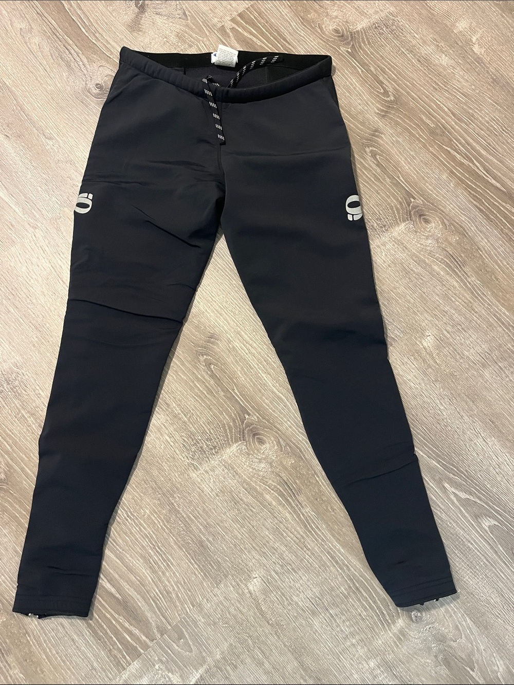 Pearl Izumi Black Performance Leggings with Reflective Logos-Insulated-Medium